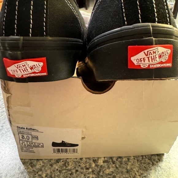 NWT 2023 VANS Skate Authentic 'Pride' Black sneaker with rainbow 🌈 M8 W9.5 - Picture 8 of 9